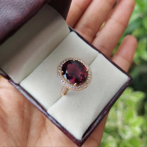 Soft & Stunning: Pink Tourmaline 18K Gold Ring for Every Occasion