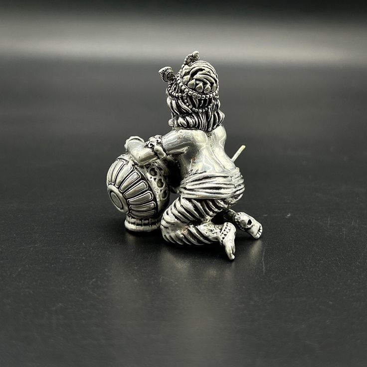 Devotional Krishna Ji Idol in 925 Silver – Perfect for Cherished Moments