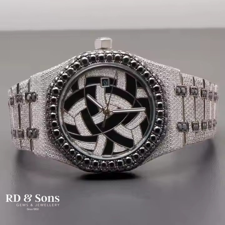 Eclipse Luxe – Custom Moissanite Watch
