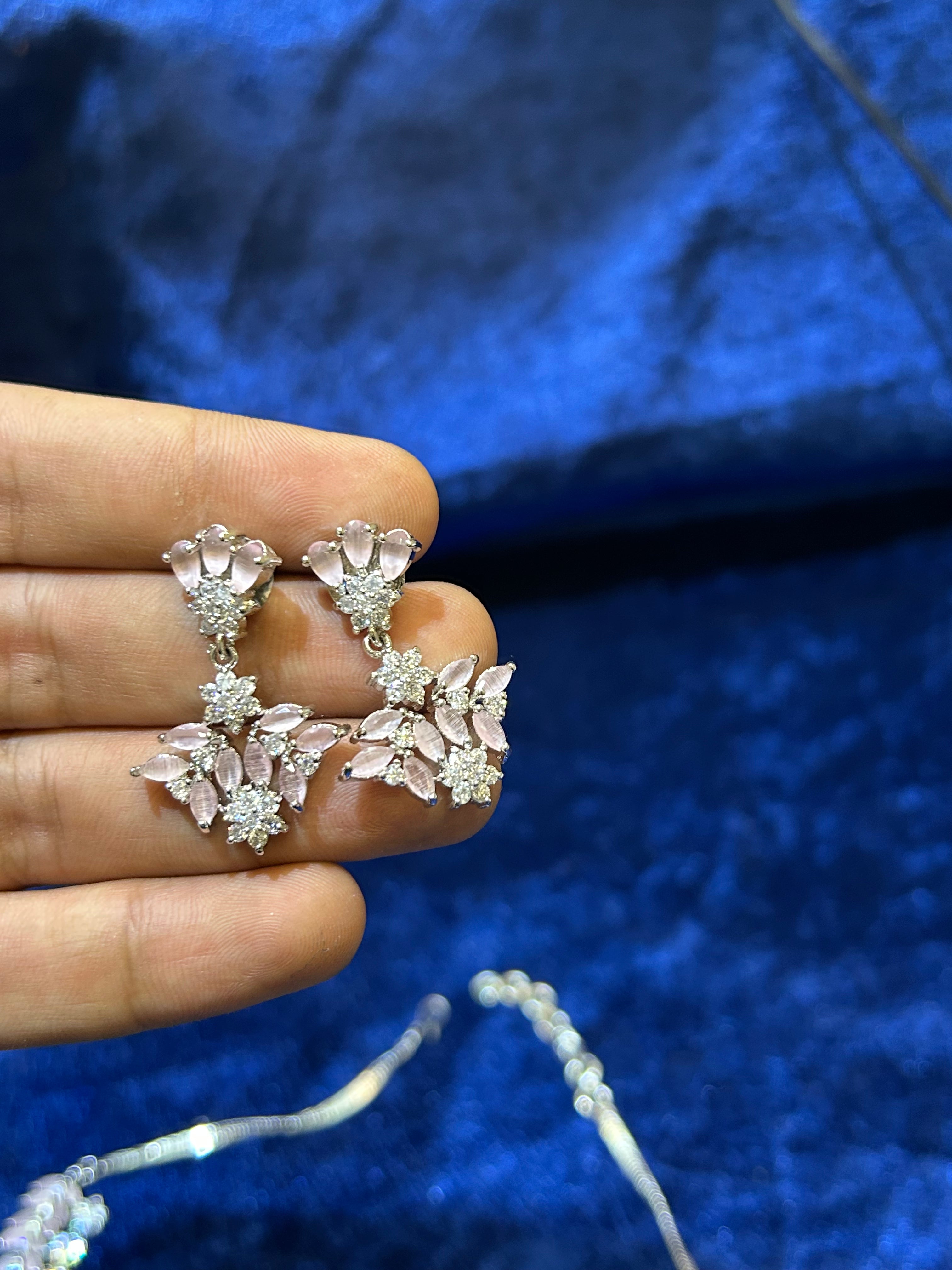 Stunning Silver-Plated Necklace Set – Perfect Elegance for Every Occasion