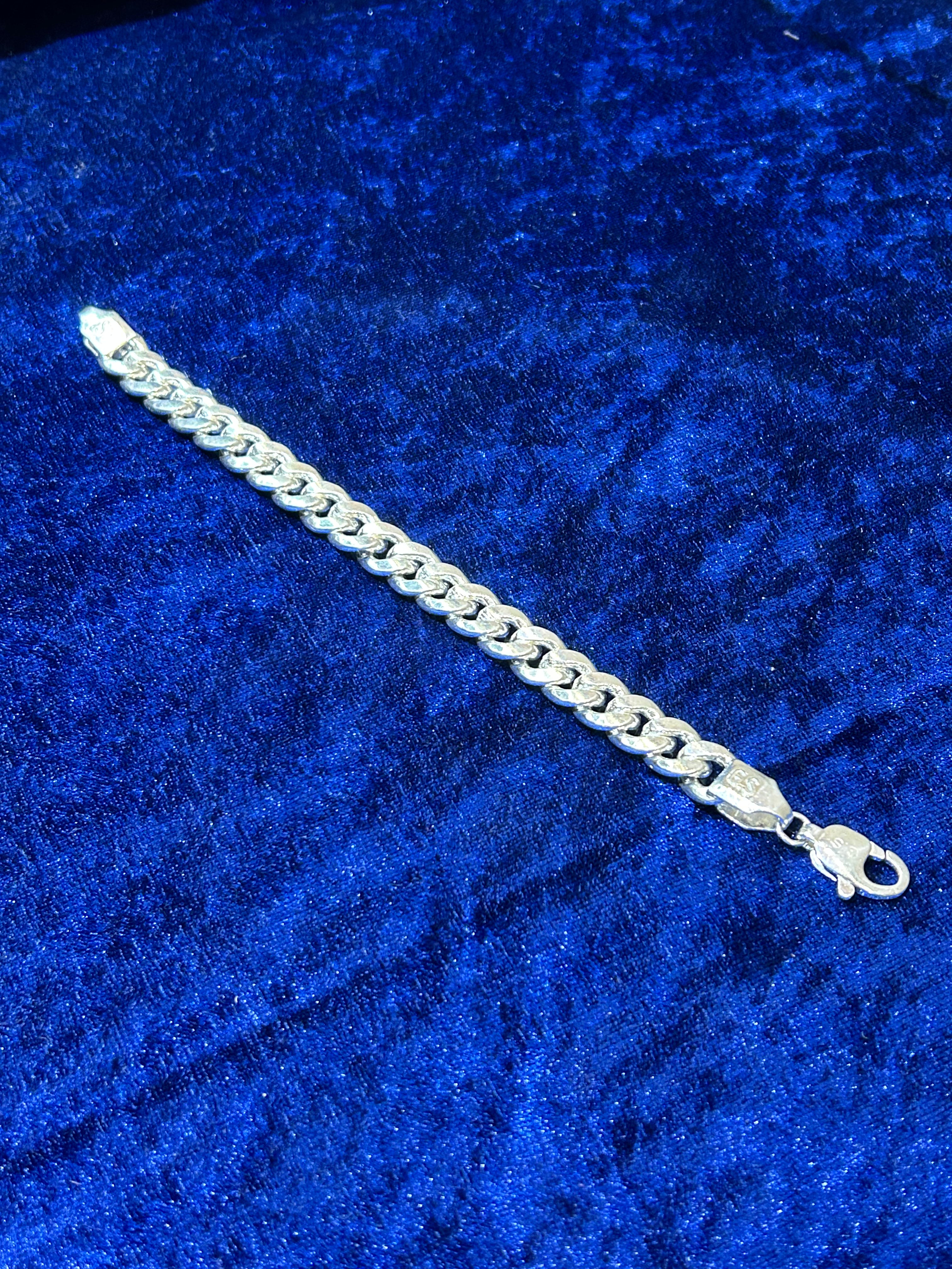 Classic Pure Silver Bracelet for Men – Timeless Strength