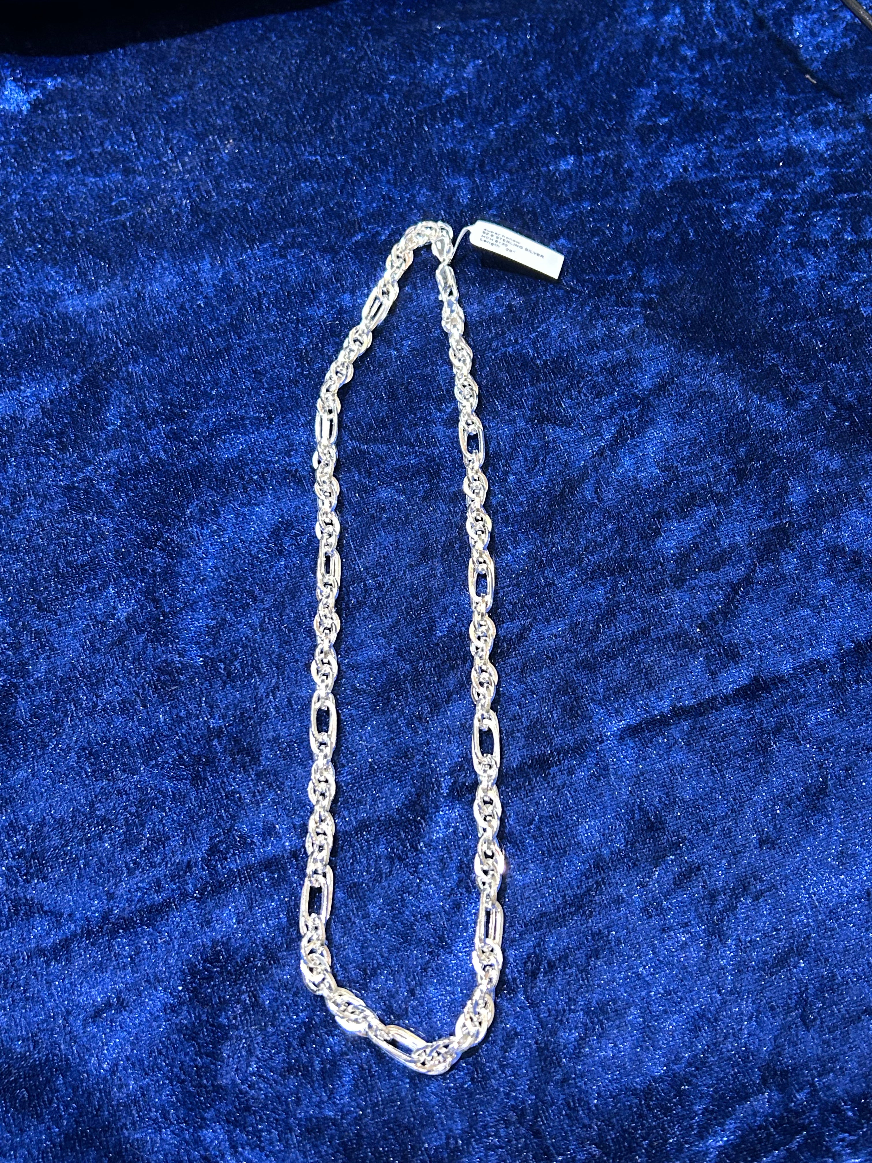 Stylish Pure Silver Chain for Men – The Ultimate Accessory