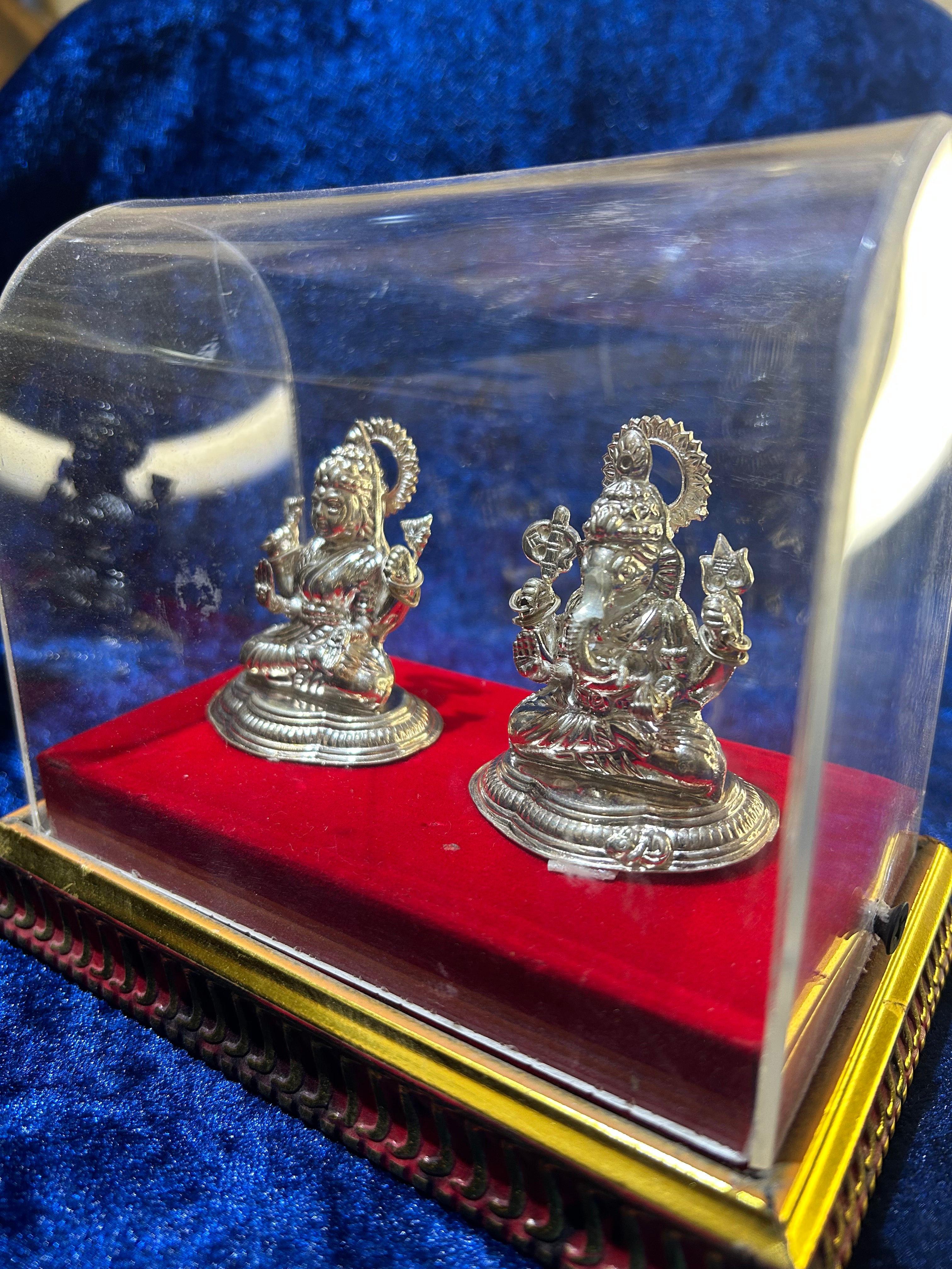Laxmi Ganesh Idol in Silver – Traditional Elegance for Every Home