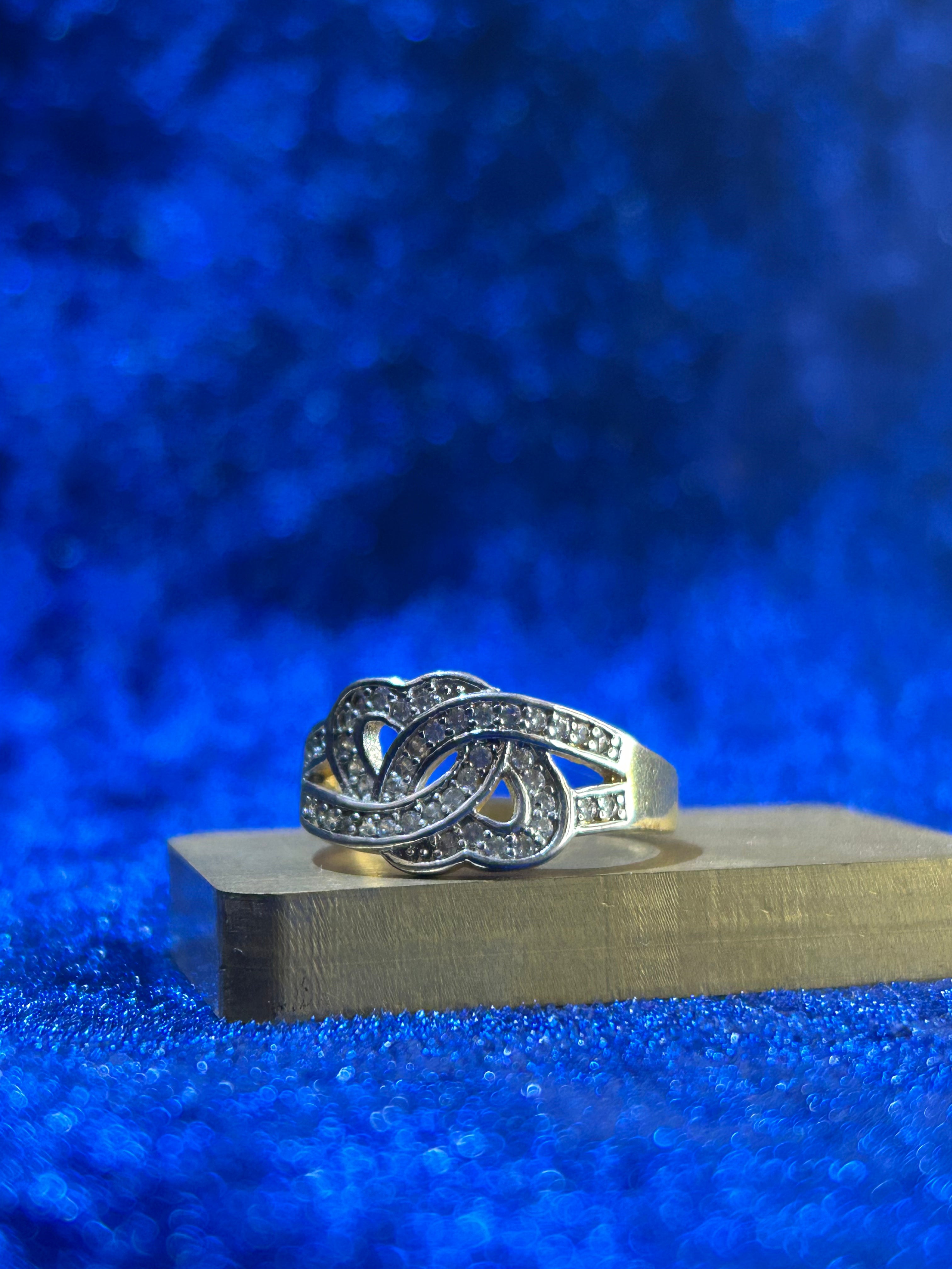 Pure 925 Silver Ring – A Stunning Gift of Style and Sentiment