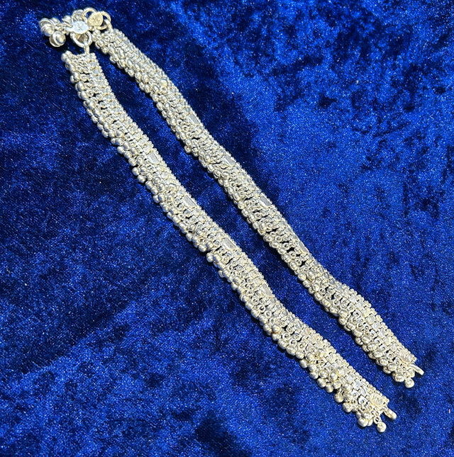 Graceful Pure Silver Designer Payal – Traditional Charm with Modern Style