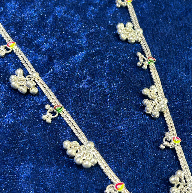Silver Bloom: Designer Anklets for Every Occasion