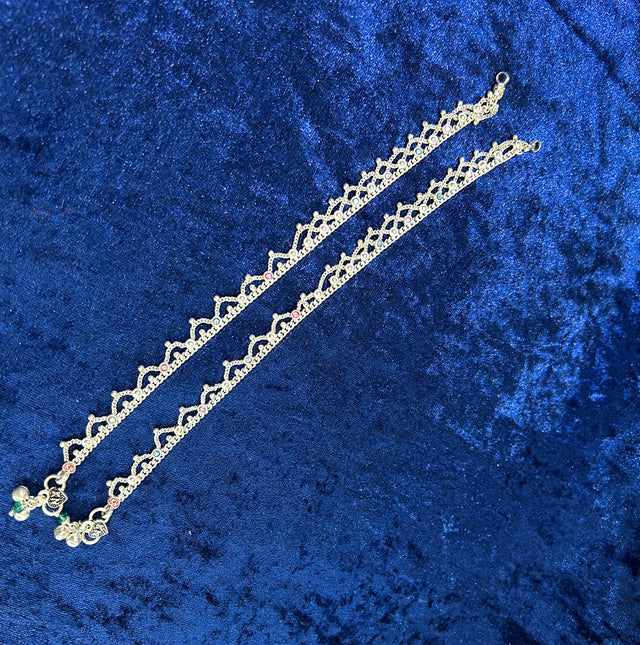 Anklet of Elegance: Pure Silver Beauty for Every Occasion