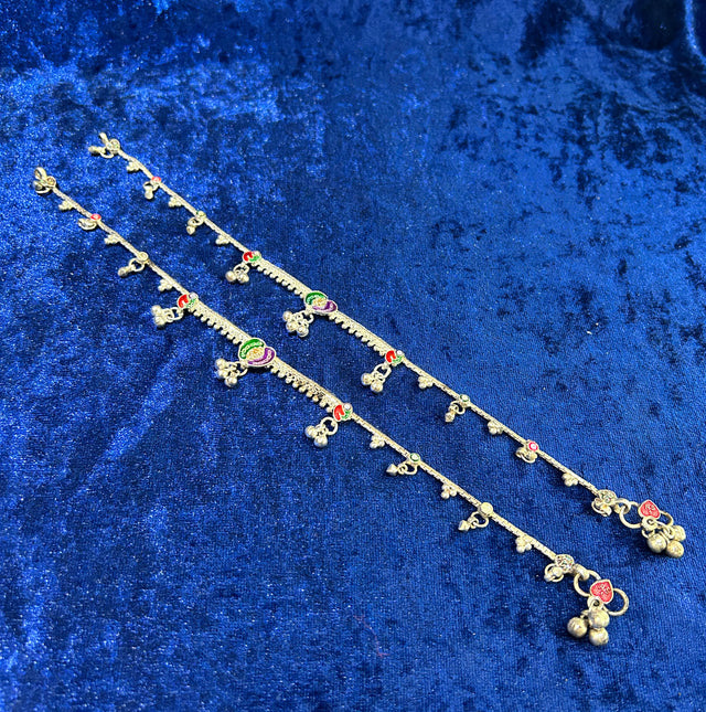 Sparkle & Tradition: Silver Designer Anklet Pair