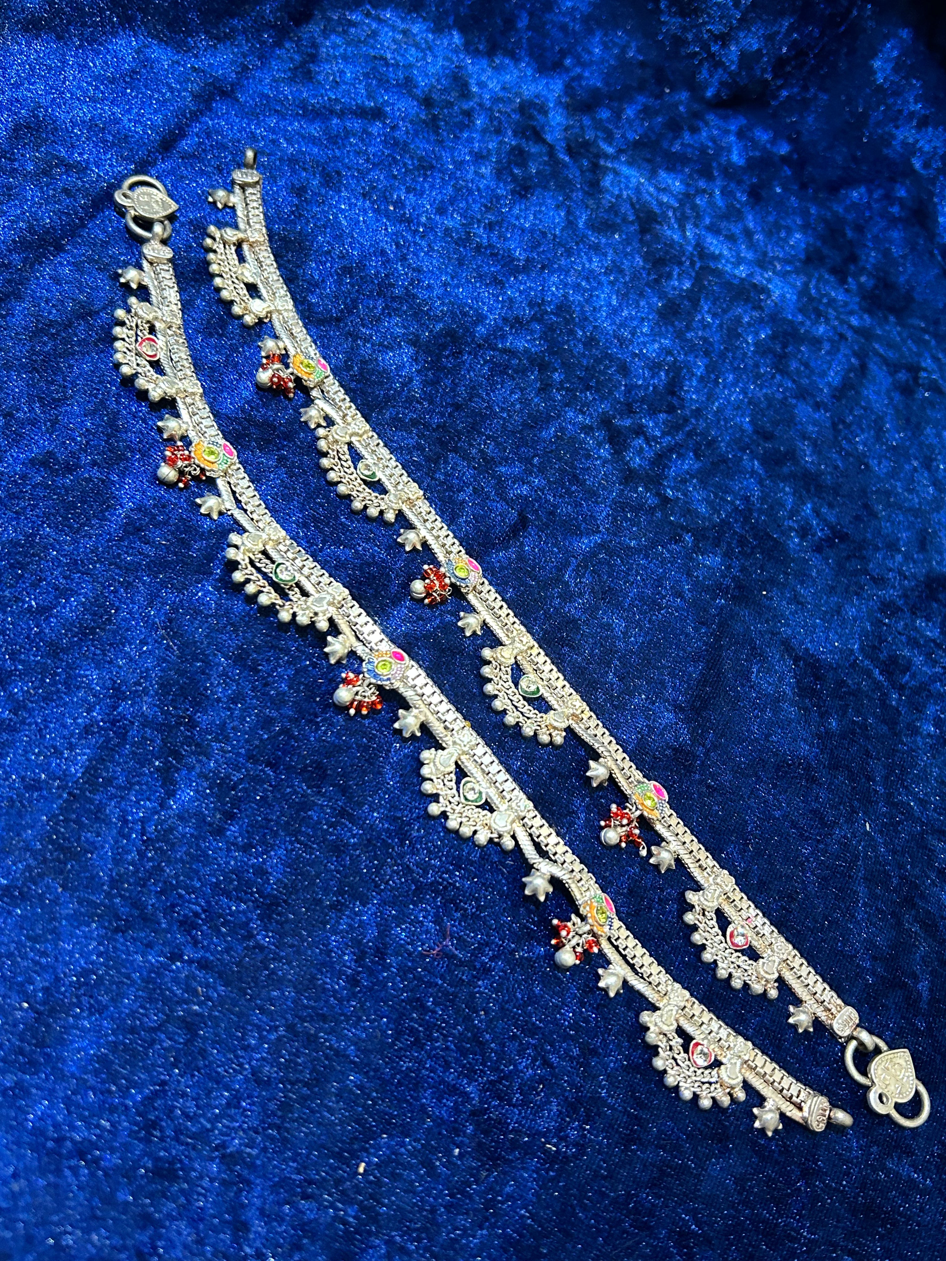 Glitz & Grace: Pure Silver Designer Anklets