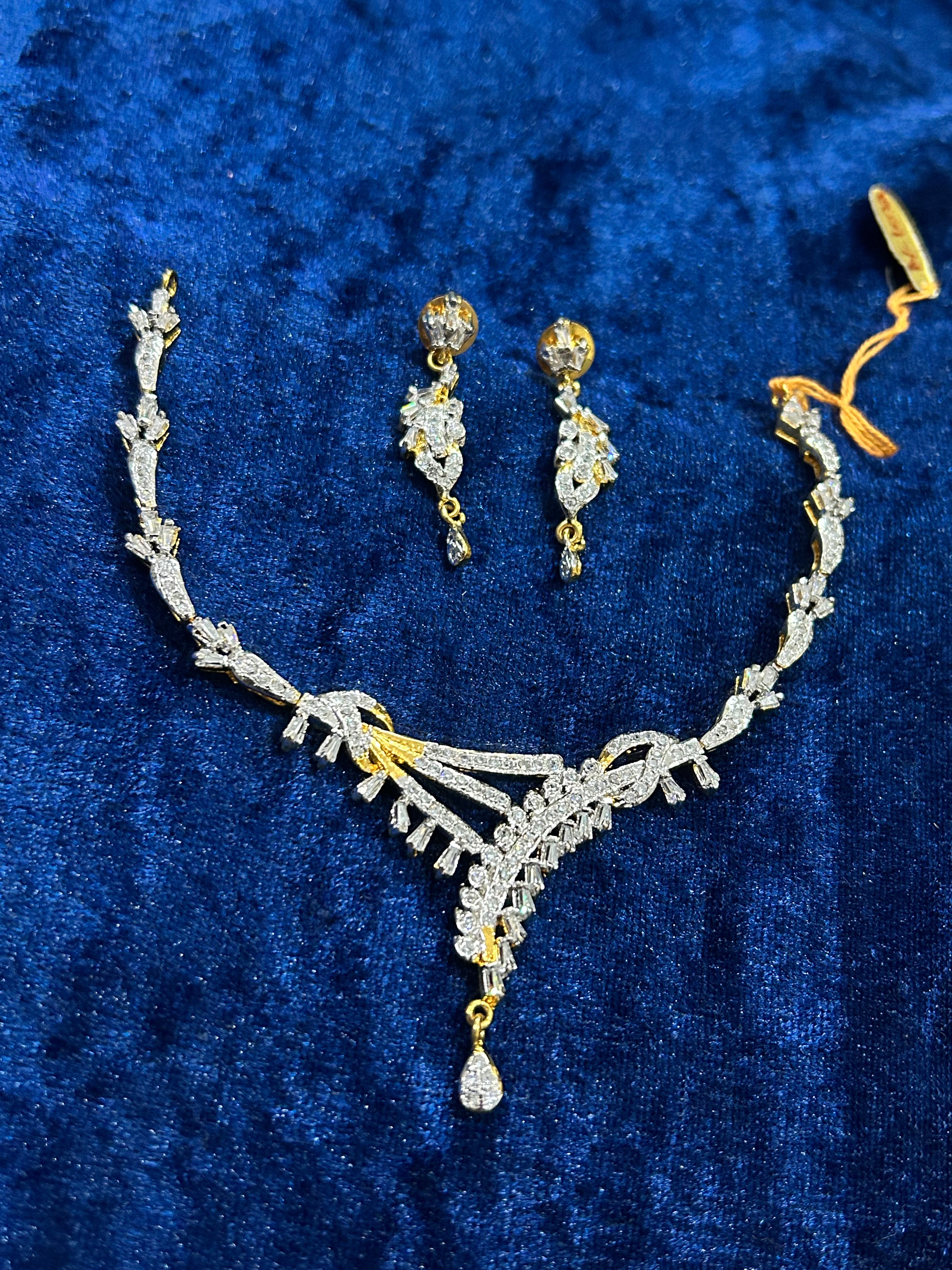 Mirror Gleam – Statement Silver Jewelry Set for the Stylish You