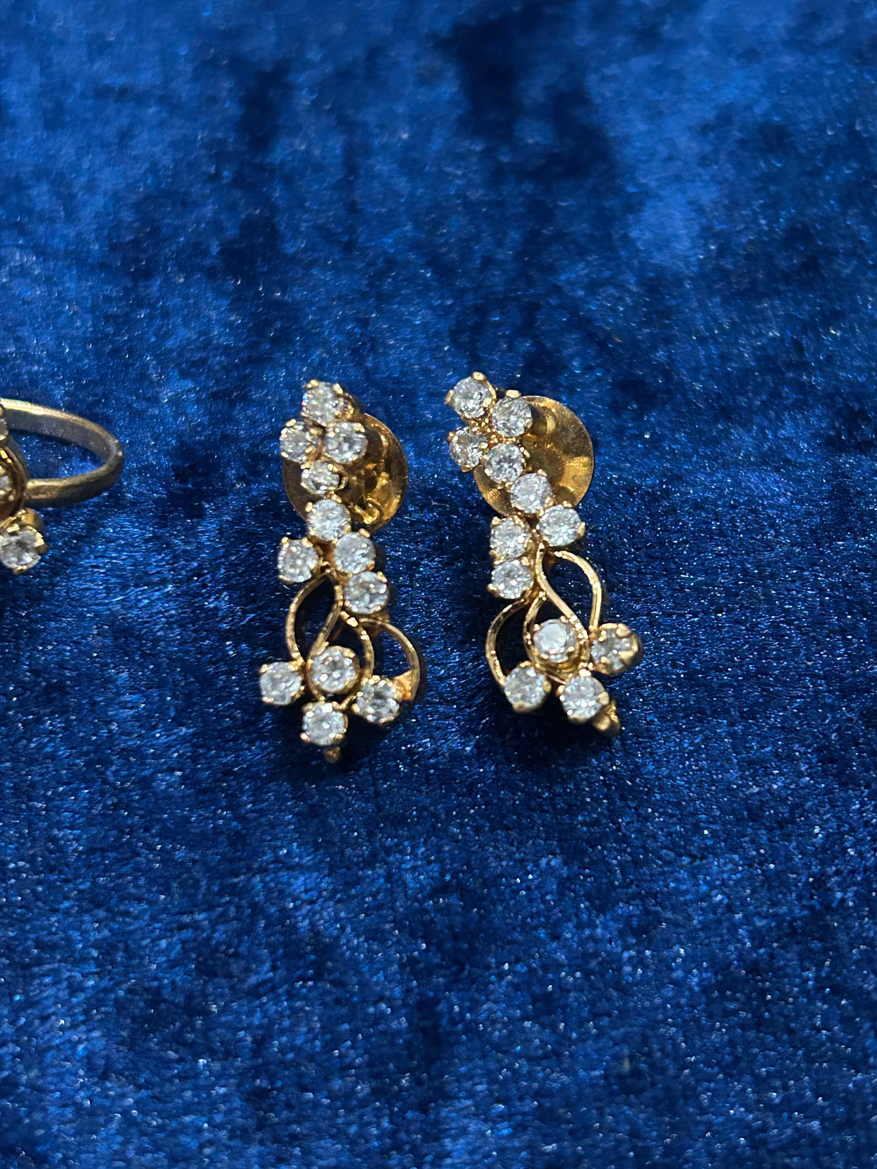 Twilight Trinkets – Handcrafted Silver Jewelry for Every Occasion