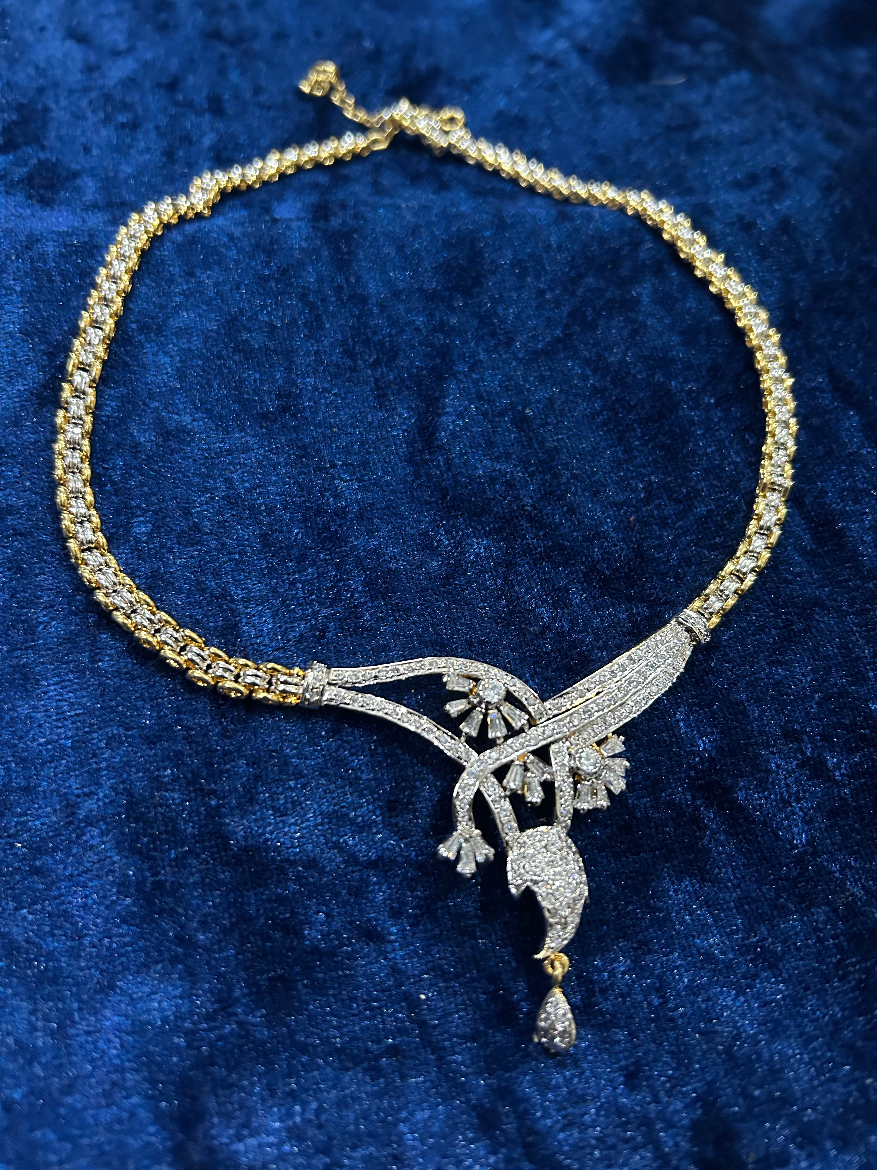Tara Tinsel – Starry Silver Set to Dazzle Your Look