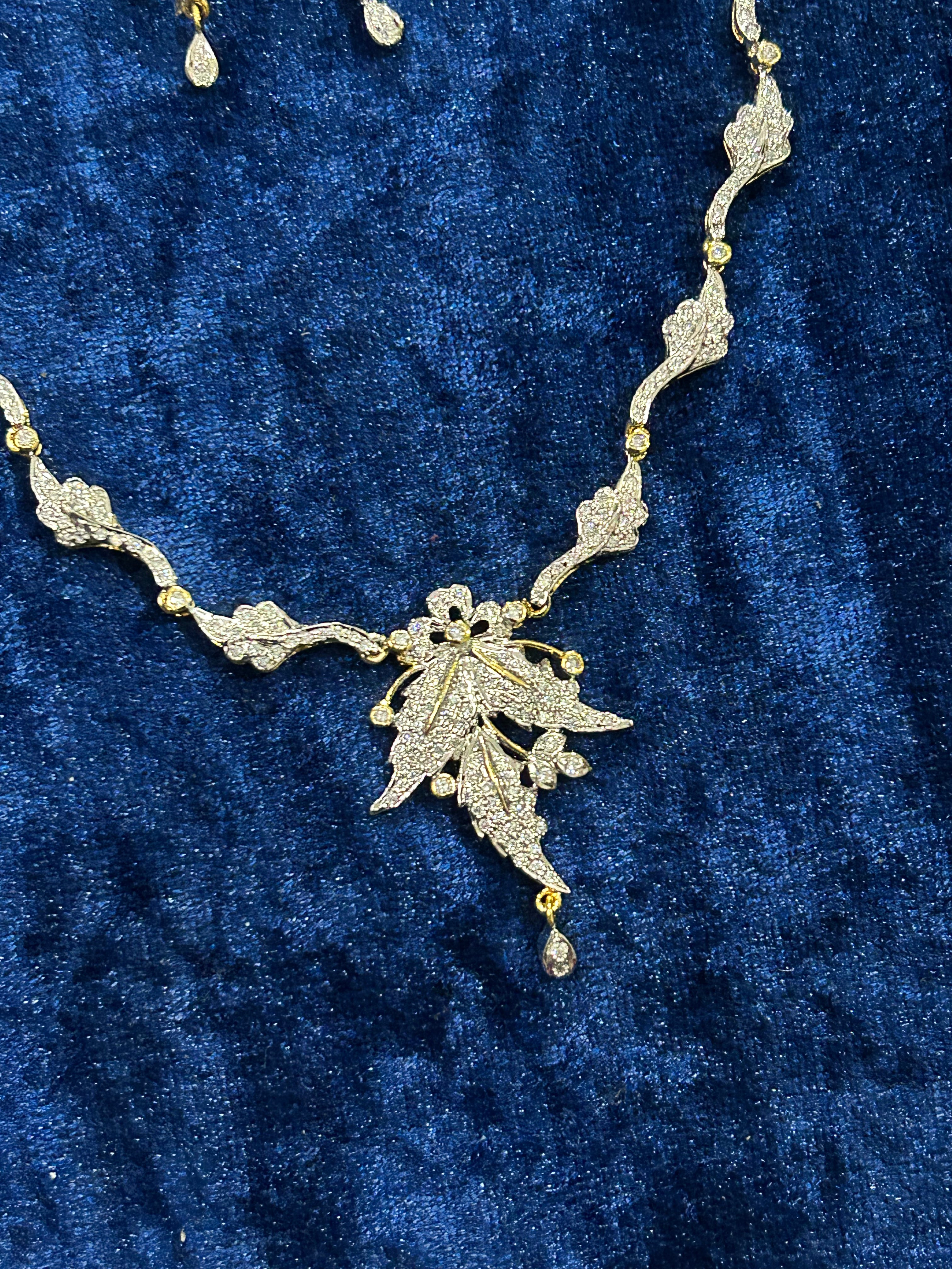 Heera Sheen – Ethnic Silver-Plated Necklace with Intricate Detailing