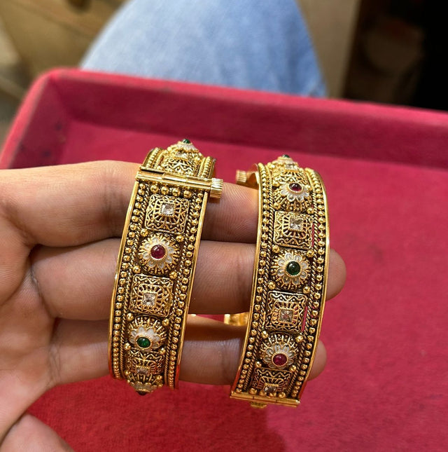 Premium Handcrafted Silver-Plated Kada for Women | Elegant Ethnic Jewellery