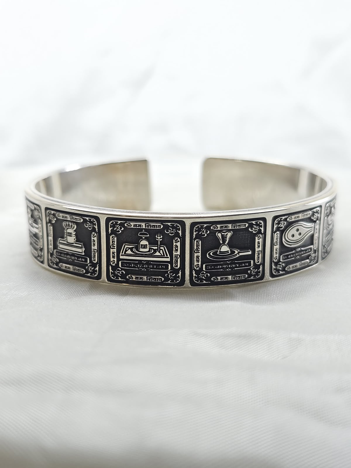 Handmade 925 Silver 12 Jyotirling Kada | Shiv Bhakt Collection | BIS Hallmarked