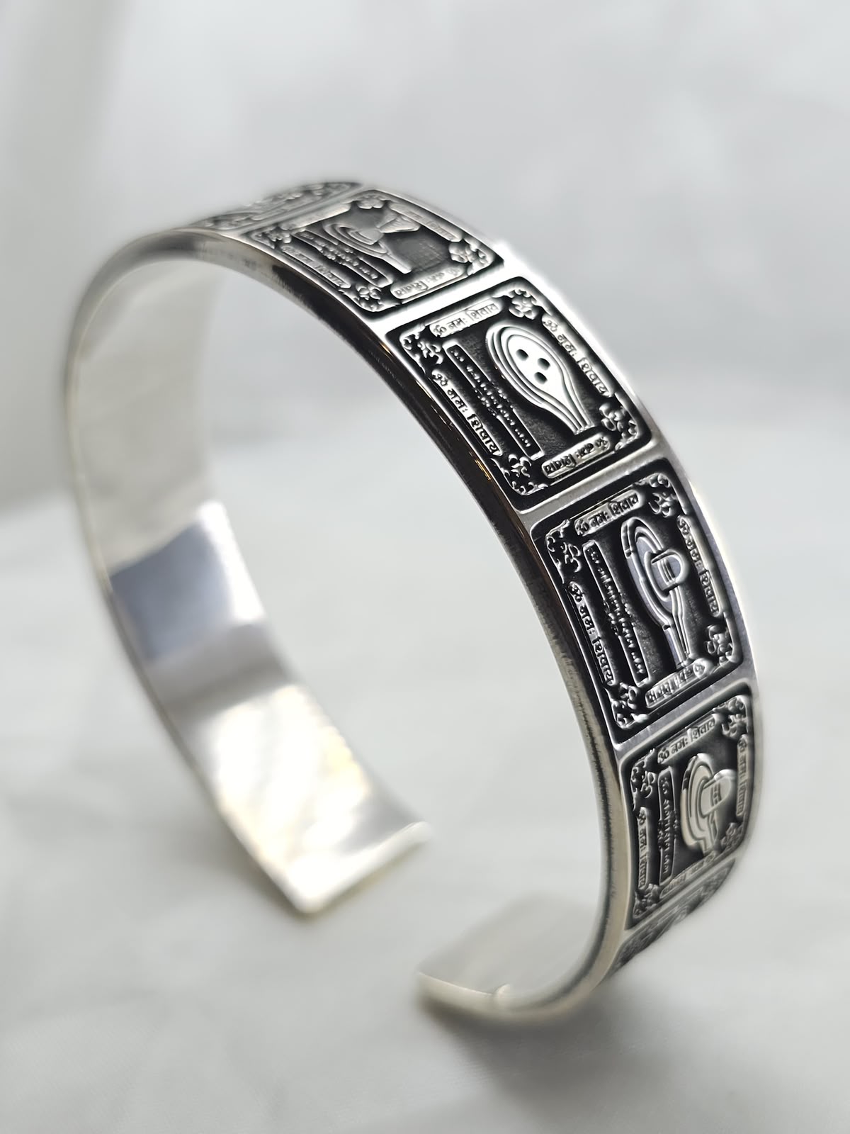 Handmade 925 Silver 12 Jyotirling Kada | Shiv Bhakt Collection | BIS Hallmarked