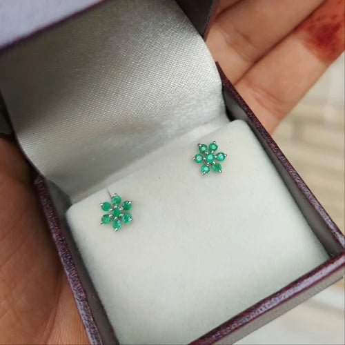 18Kt Gold Emerald Treasure – Pure Green Magic, Naturally Yours
