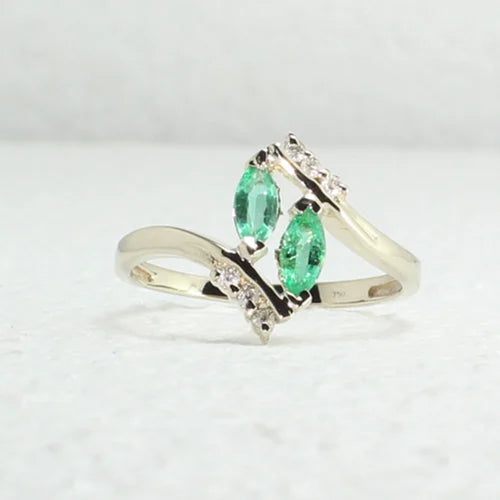 Luxury Emerald & Diamond Gold Ring – Sparkle with Sophistication