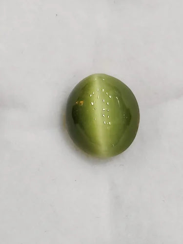 Natural Cat’s Eye Gemstone – Timeless Beauty with Meaningful Appeal