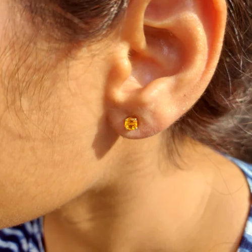 Golden Glow: 18Kt Citrine Earrings for Radiant Elegance